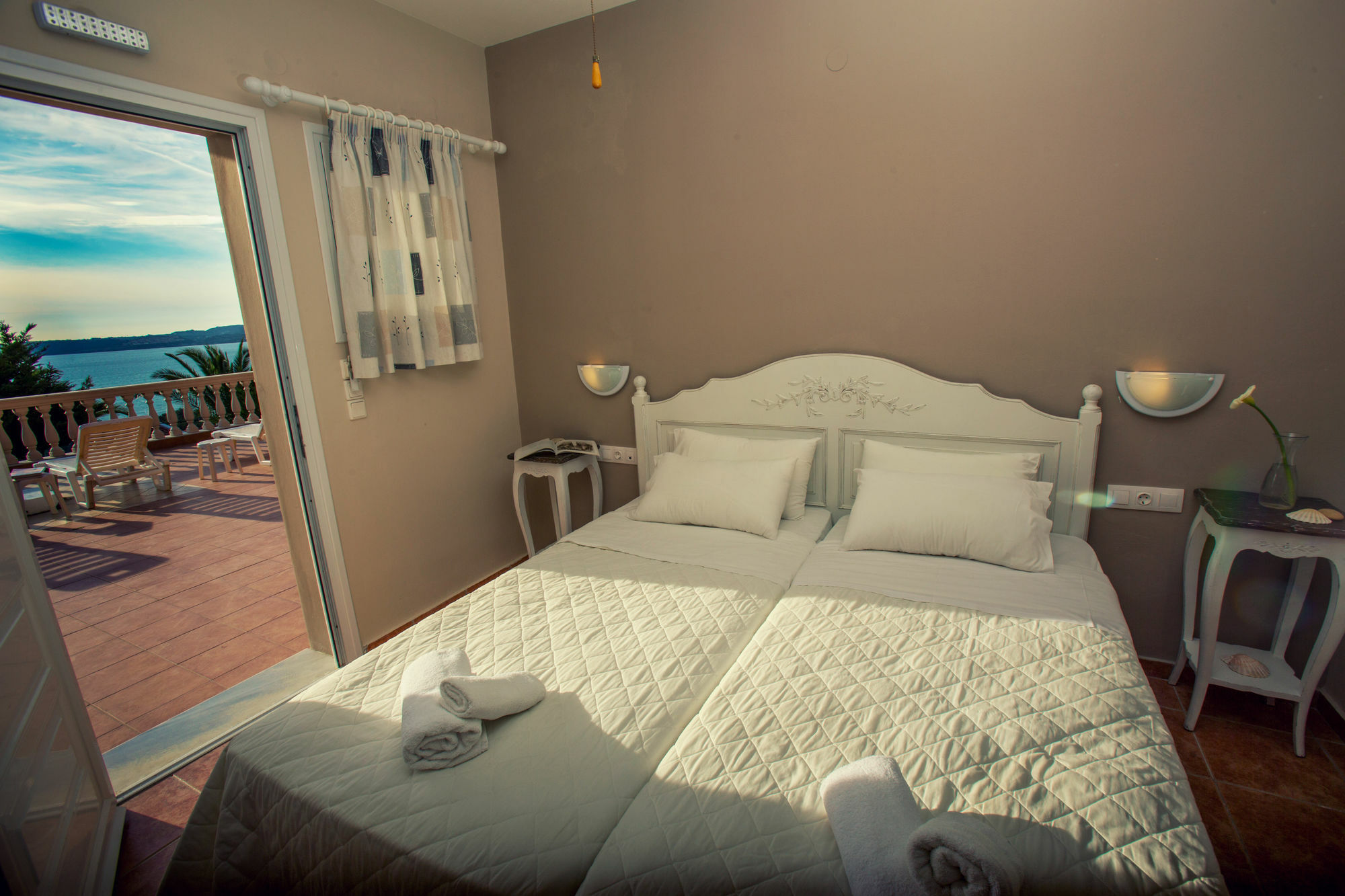 Sunshine Resort Lassi  Dış mekan fotoğraf